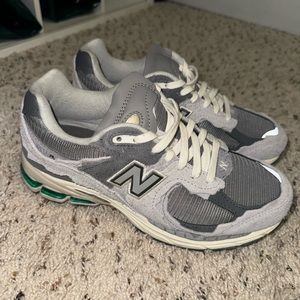 NB 2002R